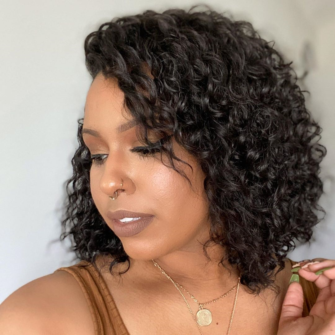 𝑼𝒘𝒂𝒗𝒚 𝑷𝒓𝒆𝒎𝒊𝒖𝒎 𝑳𝒊𝒏𝒆 9x6 Glueless Bob Perruque Sans Colle Wear Go Cheveux Humains Bouclés