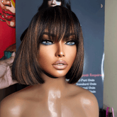 𝑼𝒘𝒂𝒗𝒚 𝑷𝒓𝒆𝒎𝒊𝒖𝒎 𝑳𝒊𝒏𝒆 Pour Débutants Glueless Bob Perruque Cheveux Humains Avec Mèches Brunes Et Frange Lisse