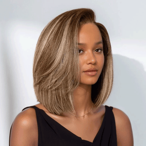 𝑼𝒘𝒂𝒗𝒚 𝑷𝒓𝒆𝒎𝒊𝒖𝒎 𝑳𝒊𝒏𝒆 À La Mode Glueless Couleur Highlight 7x4 Pré-épilé Capuchon Réglable Perruque Sans Colle